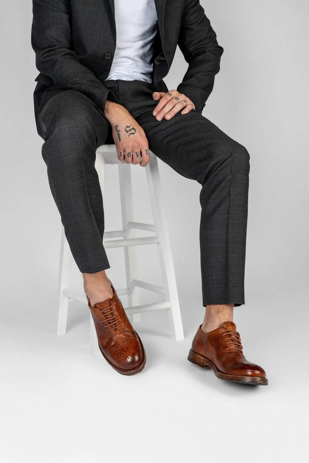 ASTON terra-brown oxford shoes.