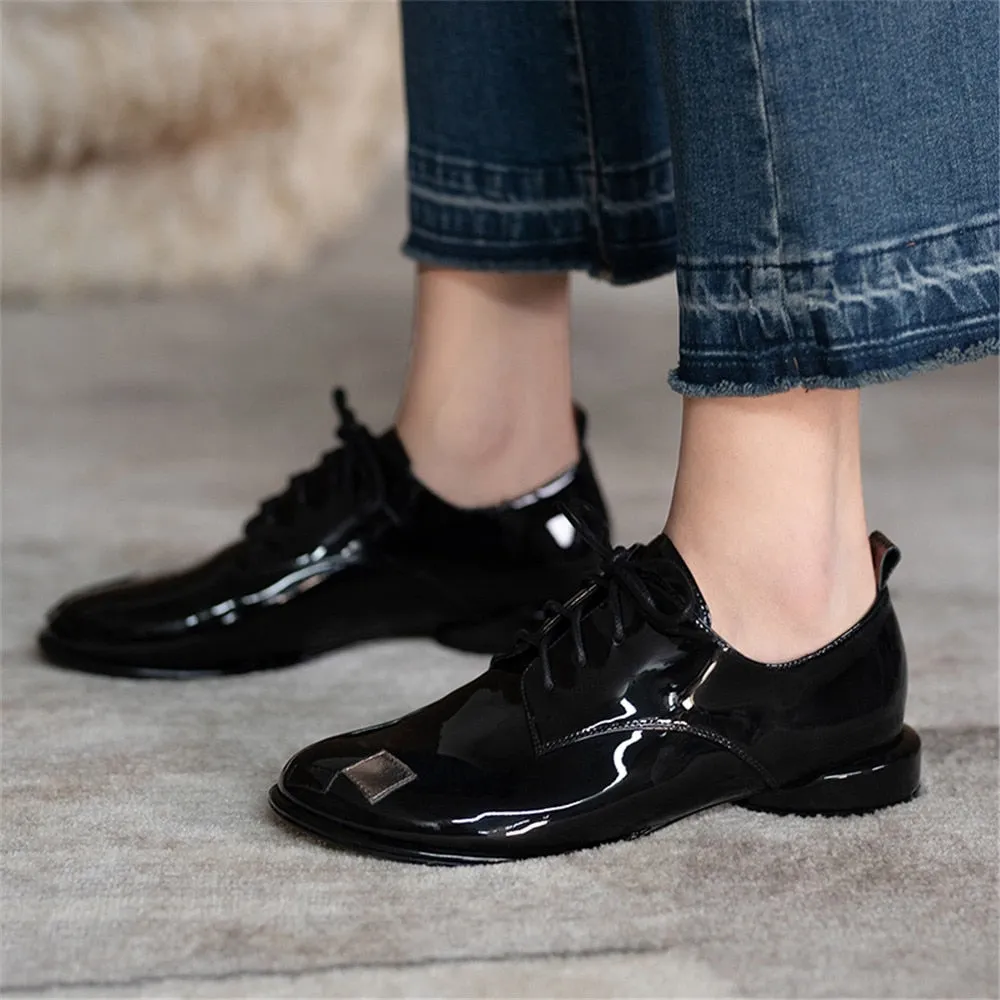 Uma Patent Leather Brogues - SIZE 39/ US 8