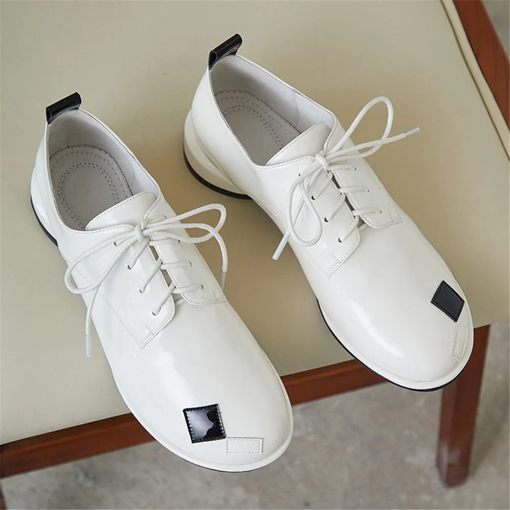 Uma Patent Leather Brogues - SIZE 39/ US 8